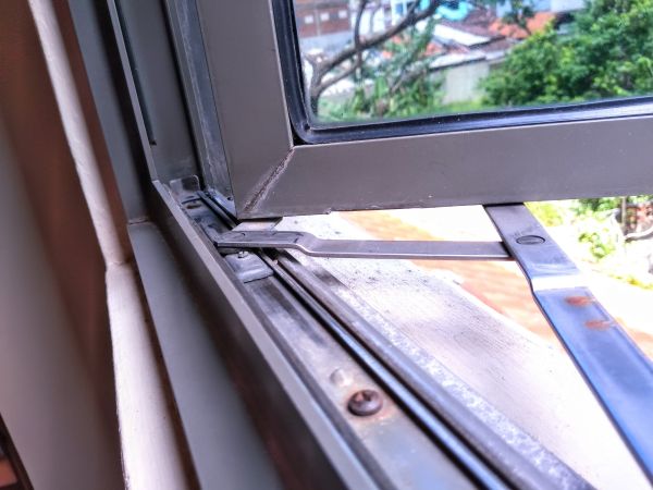 Cost of Hinged Window Replacement in Rancho Cucamonga